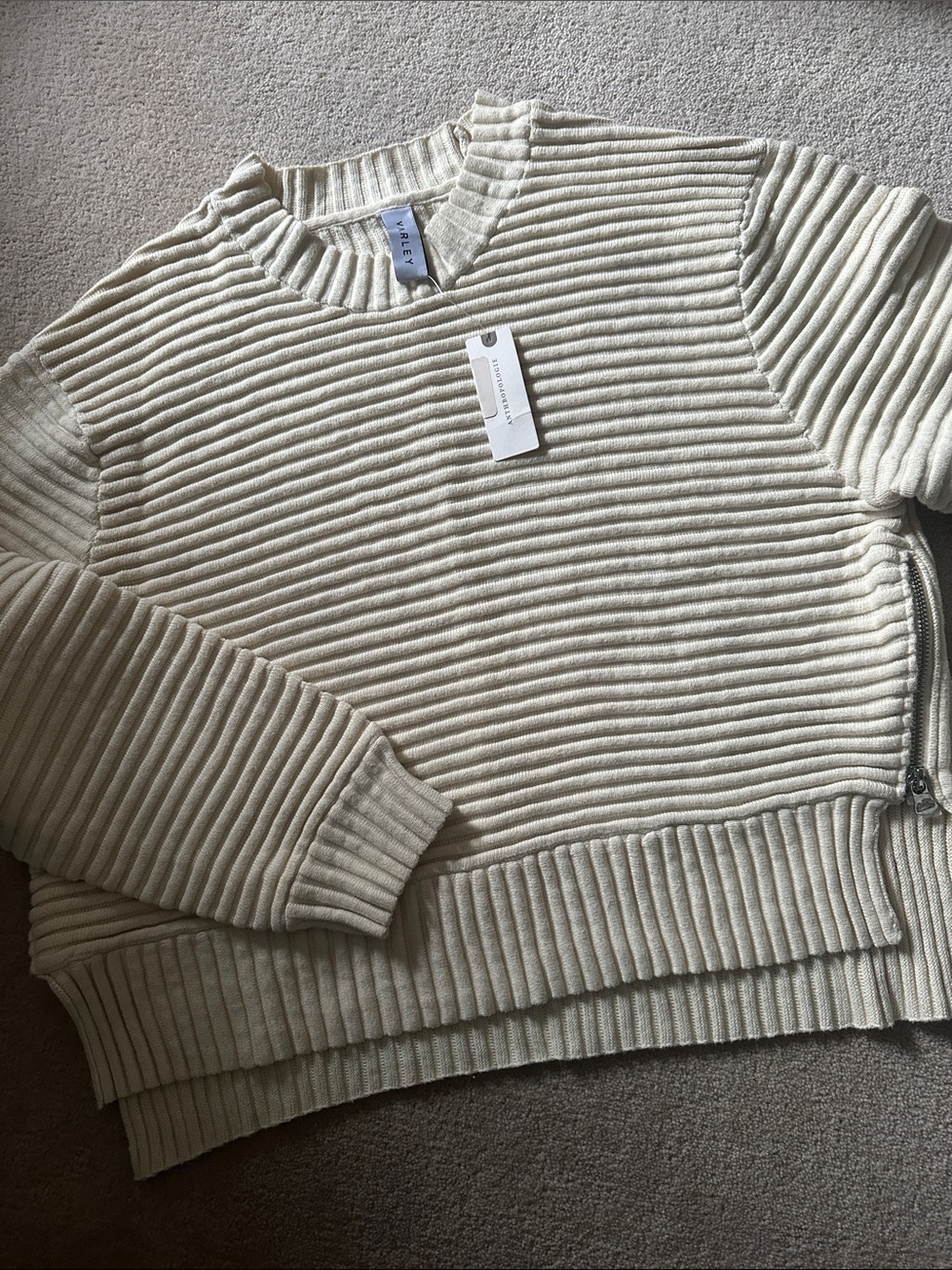 Varley Ribbed Crewneck Sweater!